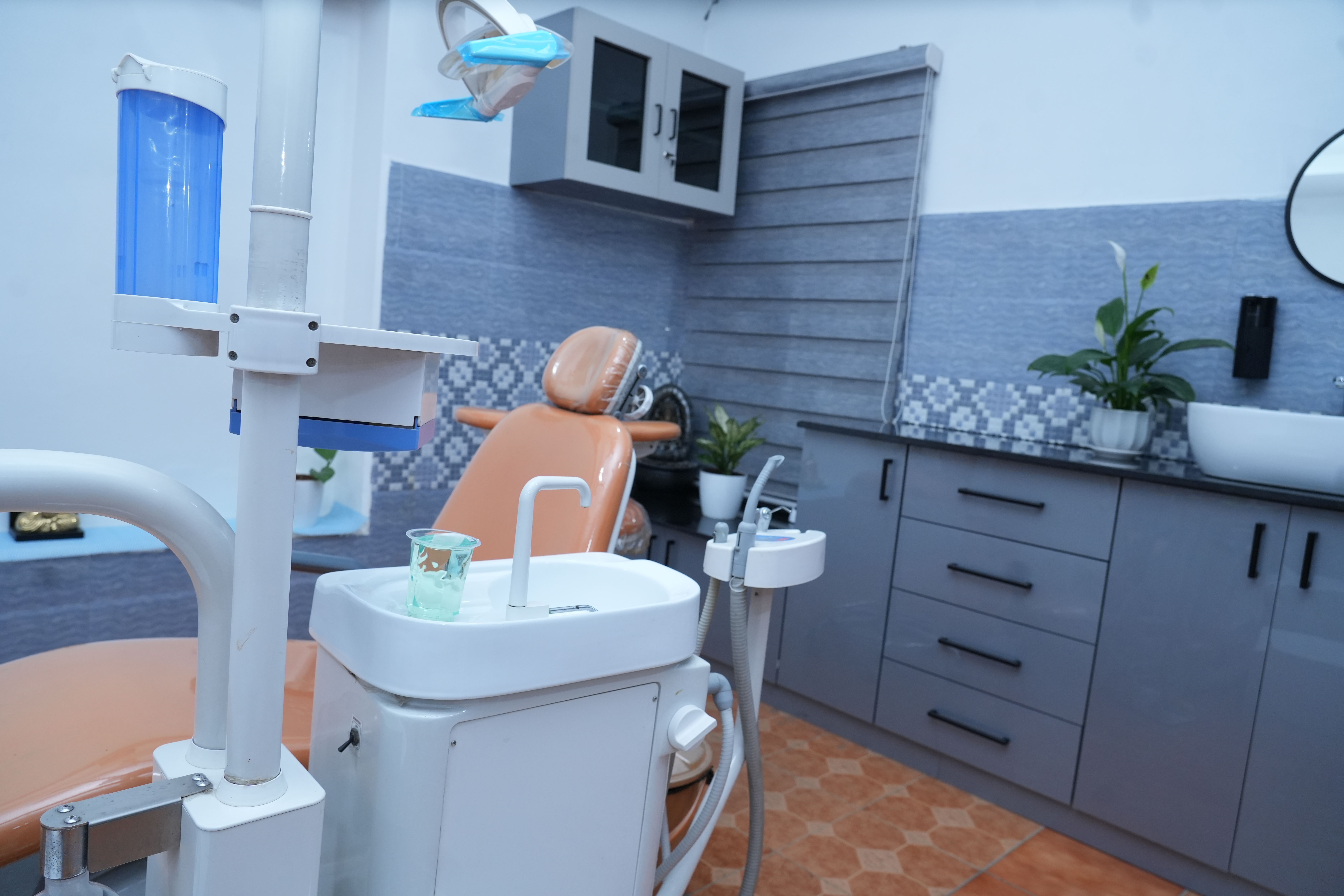 advanced dental equip